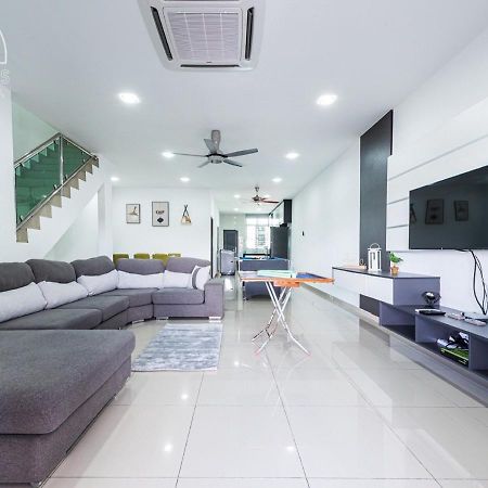 Port Dickson 14Pax 4Br Double Storey House Buitenkant foto